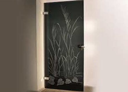 الابواب الزجاجية