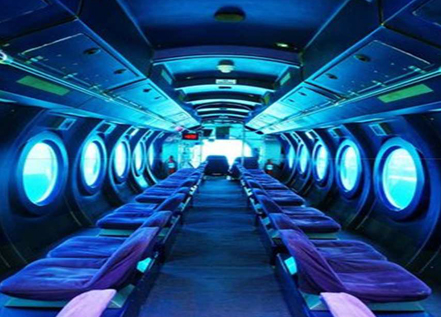 زجاج الغواصات