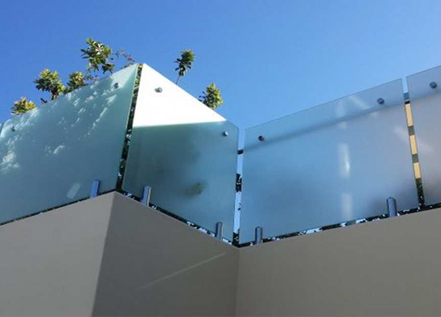 زجاج السيكوريت